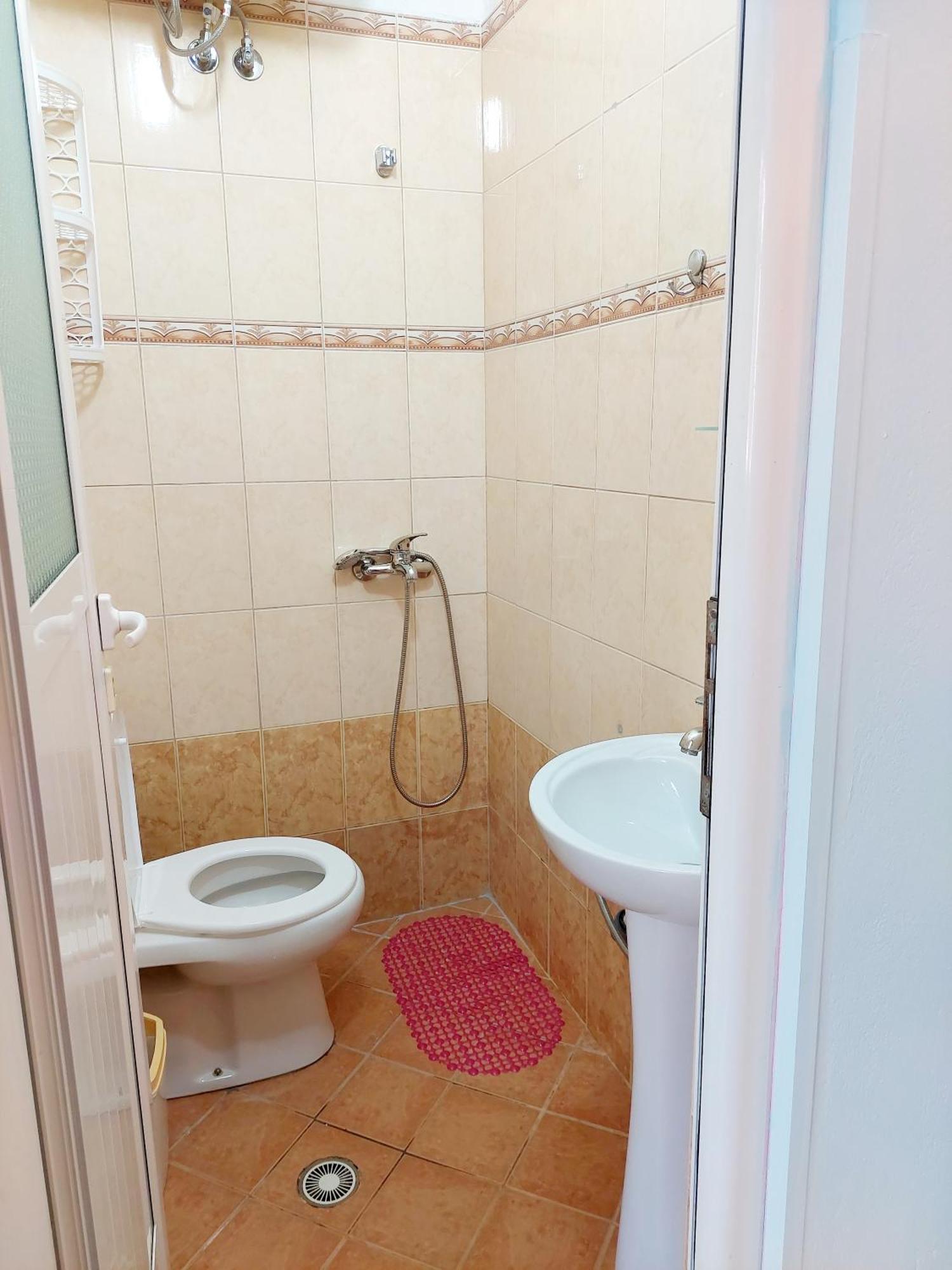 Kristo Apartament, Apartament *